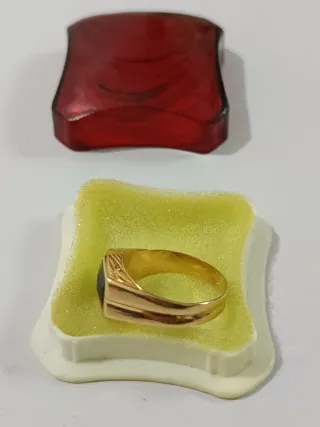 Anillo de hombre con Zafiro