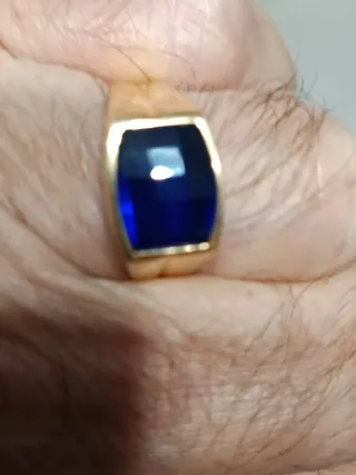 Anillo de hombre con Zafiro