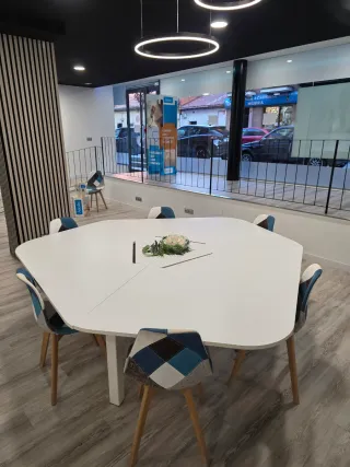 Mesa de oficina diseño 240x240