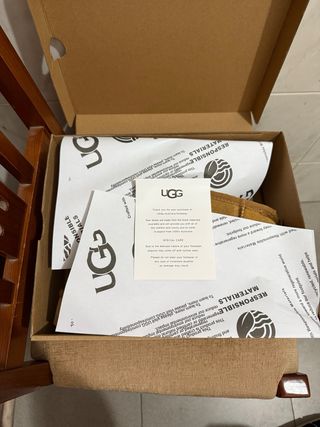 Botas UGG Beige/Castanho