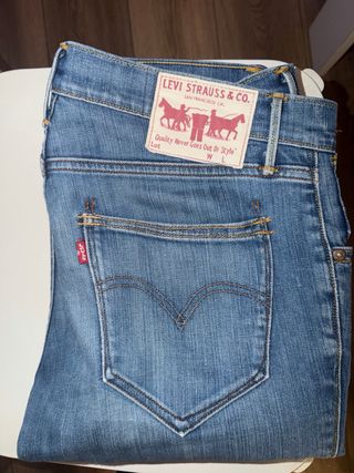 Pantalón tejano Levi's azul talla L