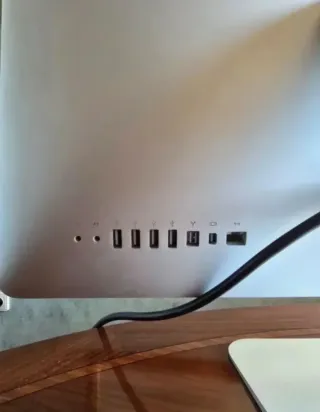 iMac 21.5" Core 2 Duo 2009