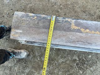 Ventana abatible de madera