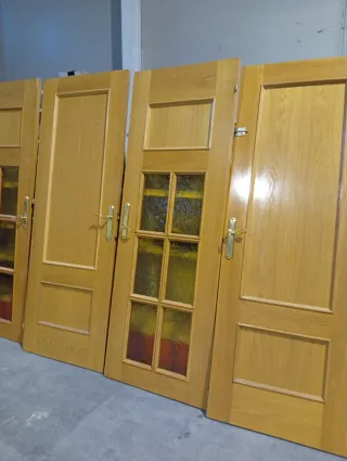 9 puertas de madera para vivienda 20€ por uni
