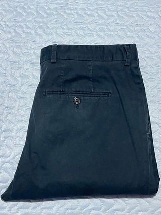 Pantalón chino azul marino