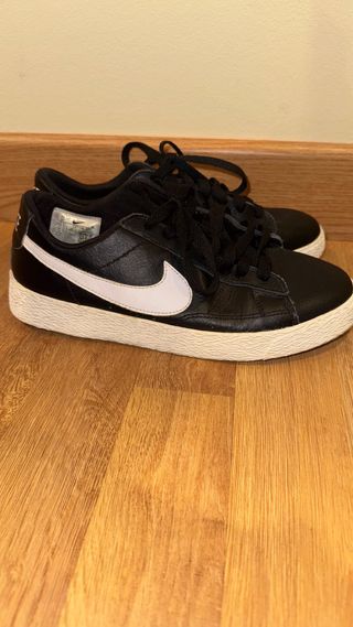 Zapatillas Nike Blazer Low, Negras y Blancas