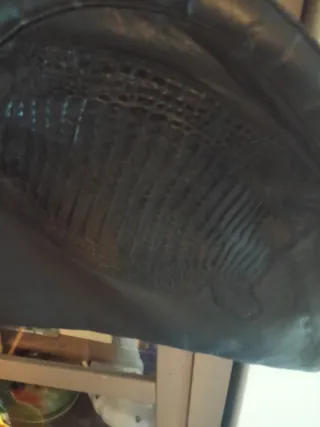 Bolso vintage negro tiene cremallera pero rota