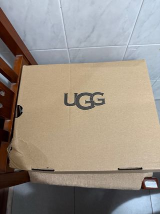 Botas UGG Castanhas