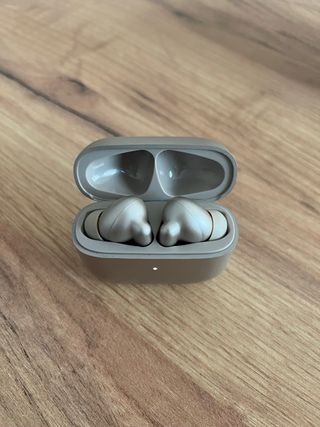 Auriculares Beige/Dorado