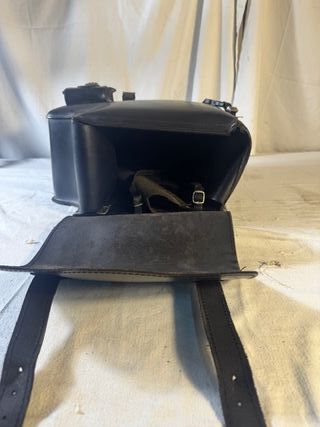 Harley-Davidson Sportster y Dyna. Alforja derecha