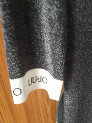 Vestido NUOVO lusso marca Liu Jo, felpa, gonna