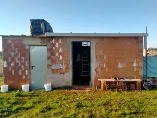 Parcela frente al vivero