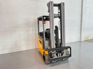 Carretilla elevadora Jungheinrich EFG 218K Litio.