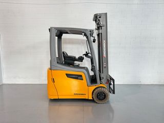 Carretilla elevadora Jungheinrich EFG 218K Litio.