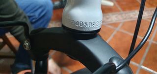 Bicicleta Eléctrica DYU C6 350W 36V