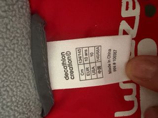 Tuta da sci Decathlon rossa e grigia