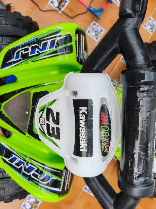 Quad Kawasaki Eléctrico Infantil