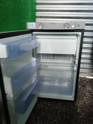 Frigorífico Trivalente Camper/Caravana