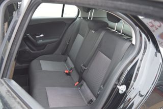 MERCEDES-BENZ CLASS A (W177) A 160 Business Soluti