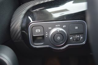 MERCEDES-BENZ CLASS A (W177) A 160 Business Soluti