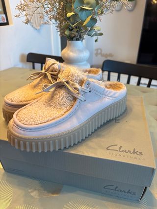 Zuecos Clarks Piel Beige/Rosa