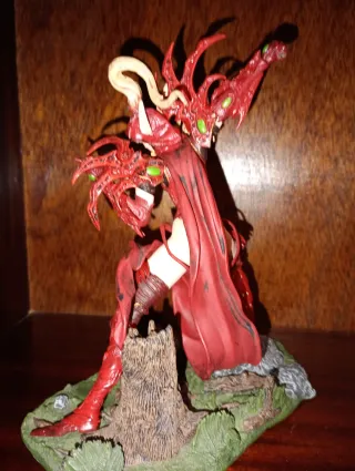 Figuras Warcraft Elfa Sangre e Illidan