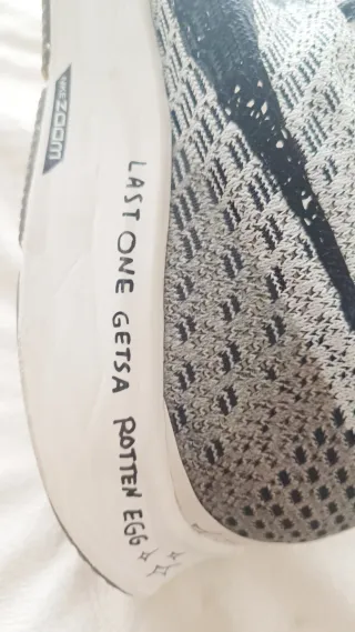 Zapatillas Nike Running Grises y Blancas