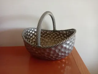 Centrotavola argentato martellato