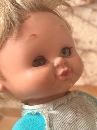 Muñeco Kiko de Famosa funcionando