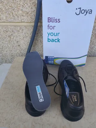 Zapatos Joya Negros Cordones