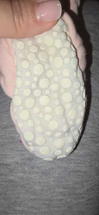 Botinhas Zás Trás Rosa 6-12 meses