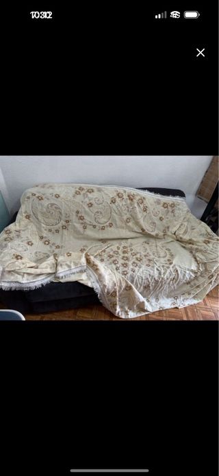 Manta con estampado floral y flecos