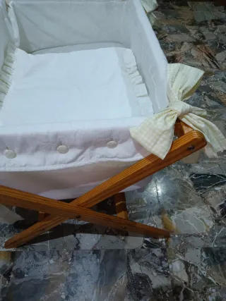 Vestiduras mini cuna tijeras