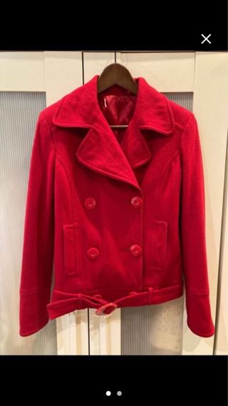 Chaqueta roja cinturon