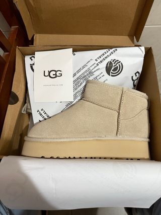Botas UGG bege plataforma