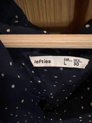 Blusa sin mangas lunares