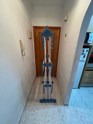 Tendedero vertical plegable