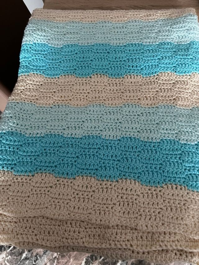 Mantas crochet varios colores . Diferentes medidas