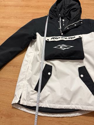 Chaqueta Rip Curl Snowboard Negra y Blanca