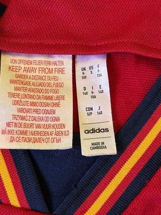Equipación España niño Adidas talla 9-10