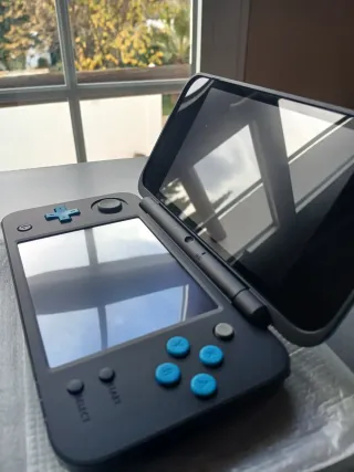 New Nintendo 2DS XL + Pack