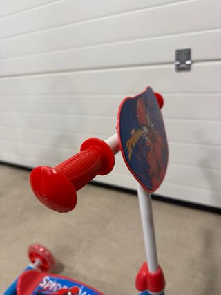 Patinete 3 Ruedas Spiderman Marvel