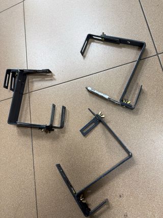 4x Supporti per vasi da balcone (Set di 4)