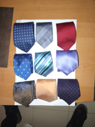 Lote de 9 Corbatas