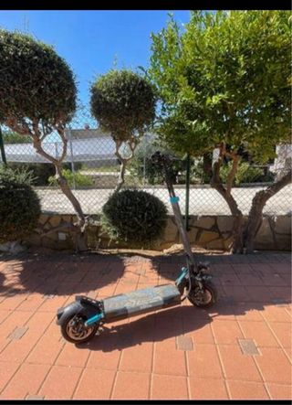 Patinete Eléctrico con Luces LED