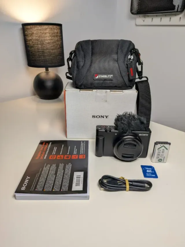 Fotocamera Sony ZV-1F in Garanzia