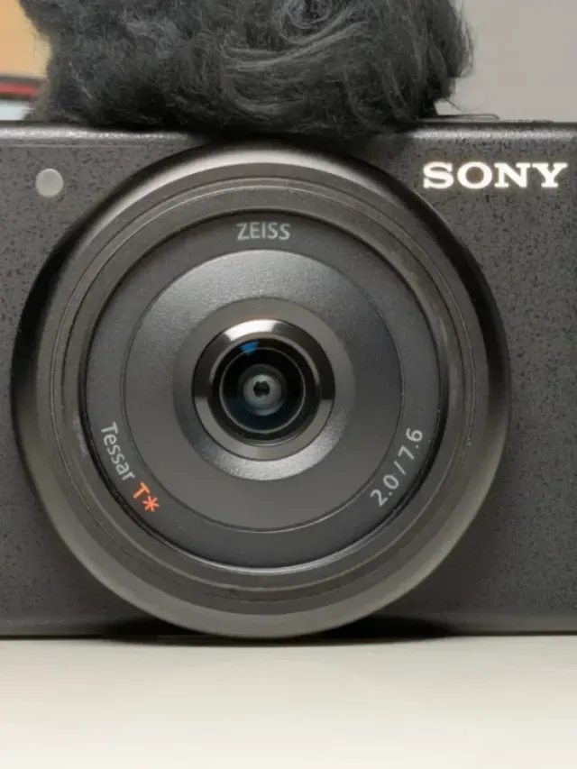 Fotocamera Sony ZV-1F in Garanzia