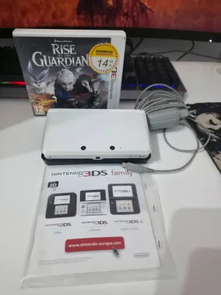 Nintendo 3DS Blanca 128GB + Accesorios