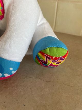 Clementoni Unicorno canta e brilla