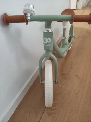 Bicicleta infantil color menta